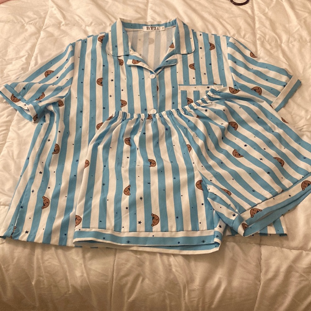 BT21 Shooky summer pajamas